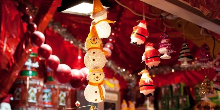 Navidad alrededor del mundo: Las tradiciones más curiosas, extrañas, insólitas, bizarras y hasta divertidas alrededor de estas fechas.