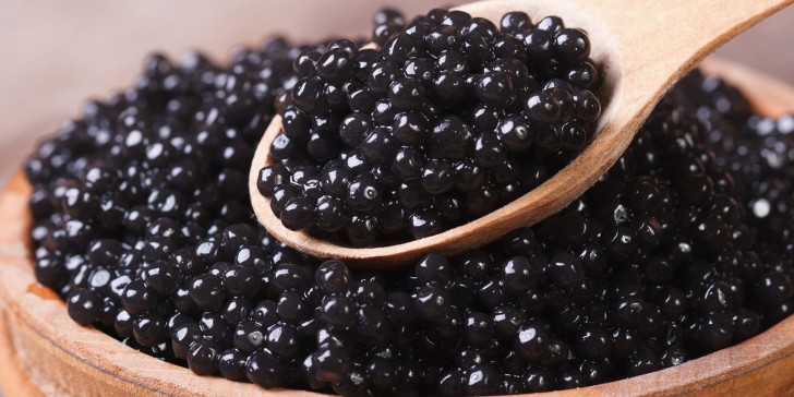 Caviar: Todo lo que necesitas saber sobre este manjar tan exclusivo.