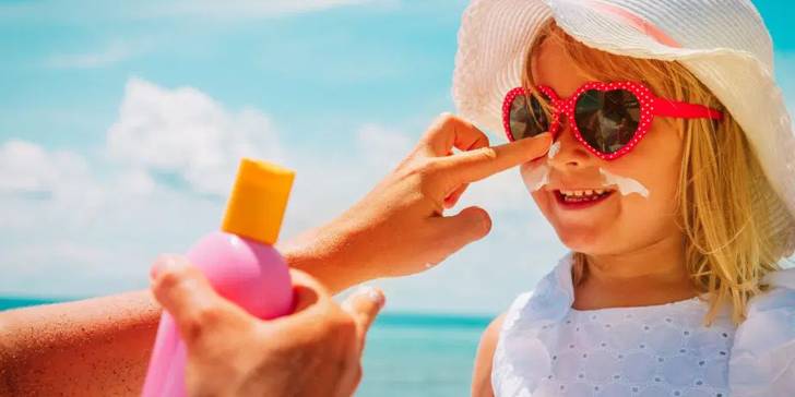 Tips para ayudar a nuestros niños a superar las oleadas de calor.