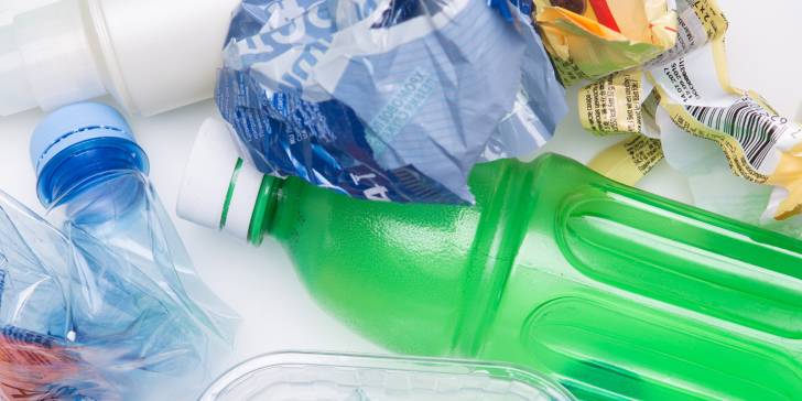 ¿Desechos Plásticos convertido en Combustible Sustentable? Es posible con novedoso invento.