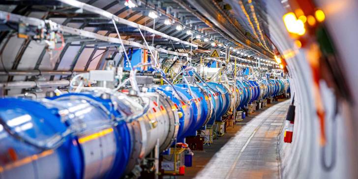 El gran Colisionador de Hadrones del CERN ha sido puesto en marcha nuevamente para tratar de entender más sobre nuestro universo.