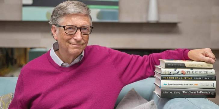 Bill Gates donará gran parte de su fortuna y que ya no formará parte de la lista de los más ricos del mundo.