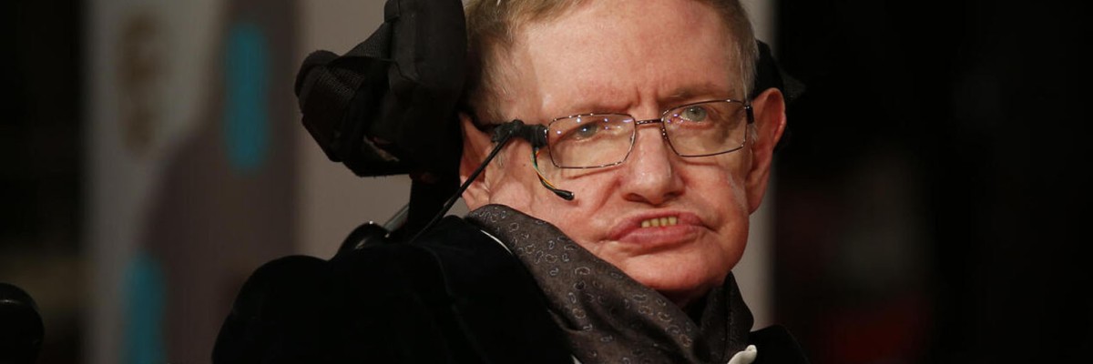 Stephen Hawking: ¿Sabías que la secuencia de su ADN está guardada en un disco duro?