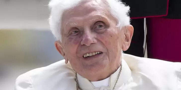 El papa Benedicto XVI: el primer papa en renunciar en más de 600 años