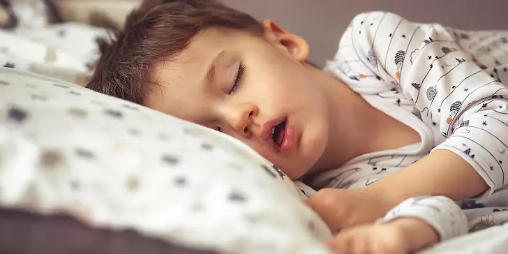 Los peligros de dormir fuera de horario para la salud