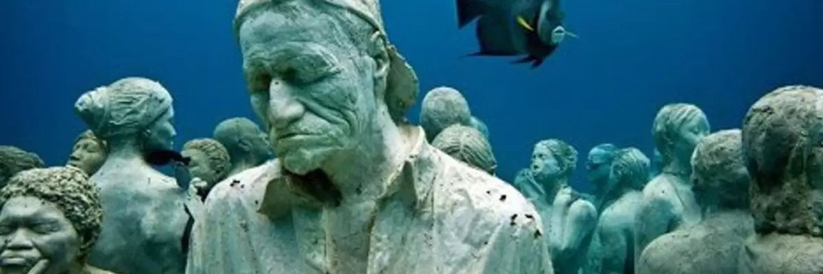 Museo Submarino Lanzarote, un espectacular sitio lleno de esculturas bajo el agua.