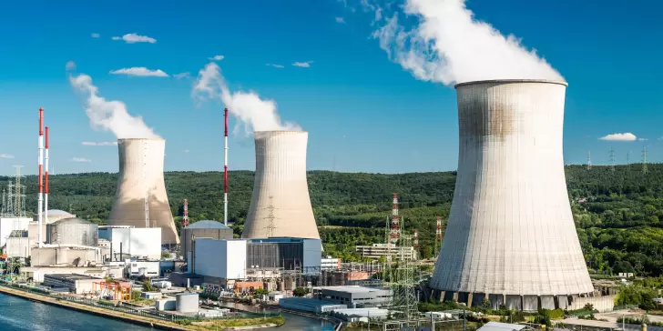 Cómo se Produce la Energía Nuclear: Paso a Paso y Principios Básicos